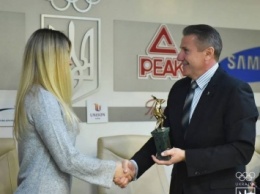Николаевская саблистка Ольга Харлан получила награду от НОК как лучшая спортсменка января-2016