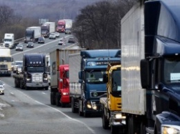 Россия запретила движение украинских грузовиков на своей территории