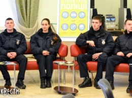 На встрече с николаевскими полицейскими поспорили, что важнее: безопасность горожан или чистота украинского языка