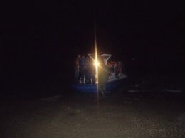 На Кременчугском водохранилище спасли пятерых рыбаков, которые застряли на льду