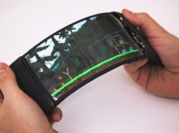 Канадцы показали прототип гибкого смартфона будущего [видео]