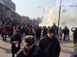 В Запорожье полиция задержала нескольких активистов, митингующих против сноса памятника Ленину, - очевидцы