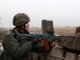 Обстрел Донецка: ранена мирная жительница и два боевика