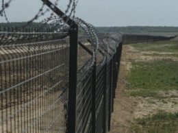 Латвия определила, что высота забора на границе с РФ составит 2,7 метра
