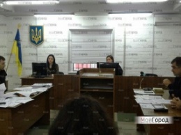 Первомайский взяточник Шурко будет сидеть под домашним арестом и носить электронный браслет
