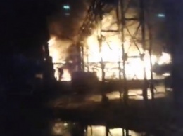 Крупнейший пожар в Чернигове: взорвавшиеся газовые баллоны едва не выжгли автопредприятие