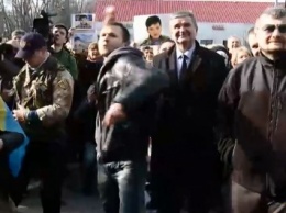 FreeSavchenko: посольство России в Киеве забросали яйцами, МИД РФ направил ответную ноту