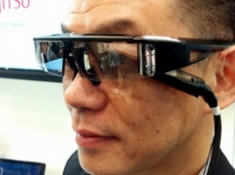 Лазерные очки с автофокусом и дополненной реальностью