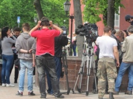 В России задержали тележурналистов СТБ, освещавших суд над Савченко