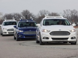 Ford запатентовала автомобильный кинотеатр для беспилотных авто