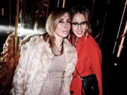 Светлана Бондарчук и Ксения Собчак на вечеринке в парижском Yeeels