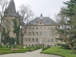 Шенгенский замок продали за 11 млн евро