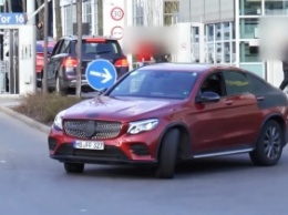 2017 Mercedes GLC Coupe (C253) шпионили в Зиндельфингене [видео]