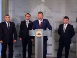 Николаевские депутаты-«мажоритарщики» за февраль зарегистрировали 11 законопроектов - самым активным был Козырь
