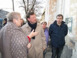 Боровик выступил против АЗС в центре Одессы (ФОТО, ВИДЕО)