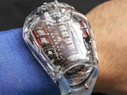 Швейцарские часовые бренды Hublot и Michael Kors выходят на рынок «умных» часов