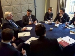 Главы МИД Украины и Польши провели переговоры в Брюсселе