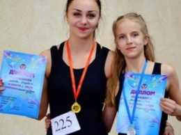 Макеевчанки победили в открытом турнире по современным танцам