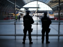 В аэропортах Европы усилены меры безопасности