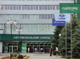 Бизнес-партнер Порошенко считает продажу корпорации «Богдан» преждевременной
