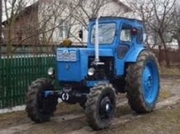 На Николаевщине угнали трактор