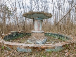 Парк с фонтаном на Хортице превратился в свалку (ФОТО)
