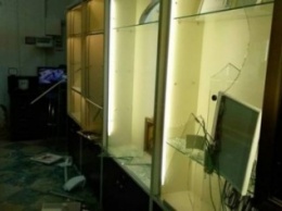 В Броварах неизвестные с топорами ограбили ювелирный магазин (ФОТО)