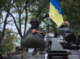 Жаркий бой под Авдеевкой: боевики штурмовали силы АТО танками, ранив трех украинских солдат
