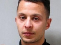 Парижский террорист Абдеслам отказывается давать показания