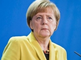 Стало известно имя сделавшего селфи с Меркель «террориста»