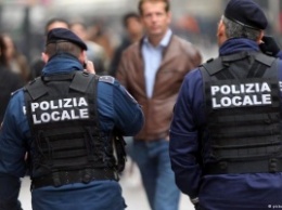 Задержанный в Италии алжирец отказался от дачи показаний
