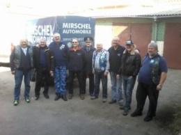 Экс-полицейские из Германии привезли гуманитарную помощь в Хмельницкую область