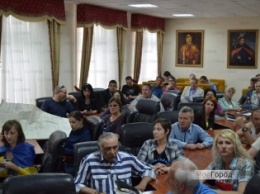Николаевские активисты обвинили Мерикова в поддержке сепаратизма и коррупции