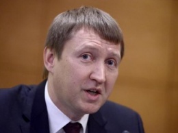 Кутовой решил пока не отстранять от должности руководителя "Аграрного фонда"