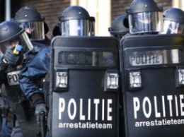 Во Францию экстрадируют подозреваемого в терроризме
