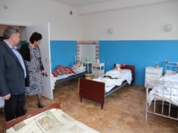 В городской больнице Горского из-за протекающей крыши затоплен четвертый этаж (ФОТО)