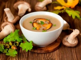 Как сварить суп из сушеных грибов?