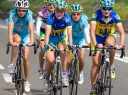 Украинки заняли весь подиум женской велогонки