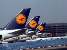 Немецкая Lufthansa приостанавливает полеты в Венесуэлу из-за экономических сложностей в стране