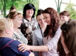 Голливудская актриса Эшли Джадд посетила города на Донбассе