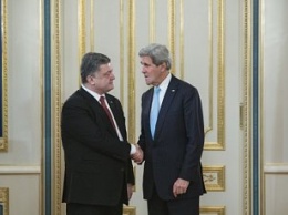 Порошенко обсудил с Керри саммит G7, Донбасс и «Восточное партнерство»