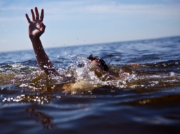 На озере в Киеве утопился мужчина