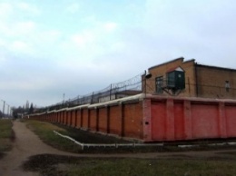 В Кировоградской колонии заключенные выламывают двери