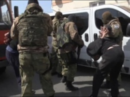 Под Одессой задержали банду, которая нападала на иностранцев (Видео)