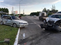 В аварии в Харькове пострадало трое человек, среди которых есть дети (ФОТО)