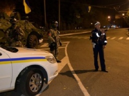 В Мариуполе рядом с патрульными безопасность обеспечивают ГБРы