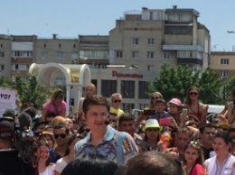 В Бердянске "Караоке на Майдане" вызвало небывалый ажиотаж (Фото)