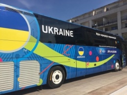 Официально: тренировка сборной Украины на Евро-2016 отменена из-за сильнейшей грозы