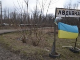За прошедшие сутки продолжались тяжелые бои между силами АТО и боевиками в районе "промзоны" Авдеевки