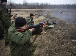 Широкино обстреляли из минометов и гранатометов: ранен боец "Азова"